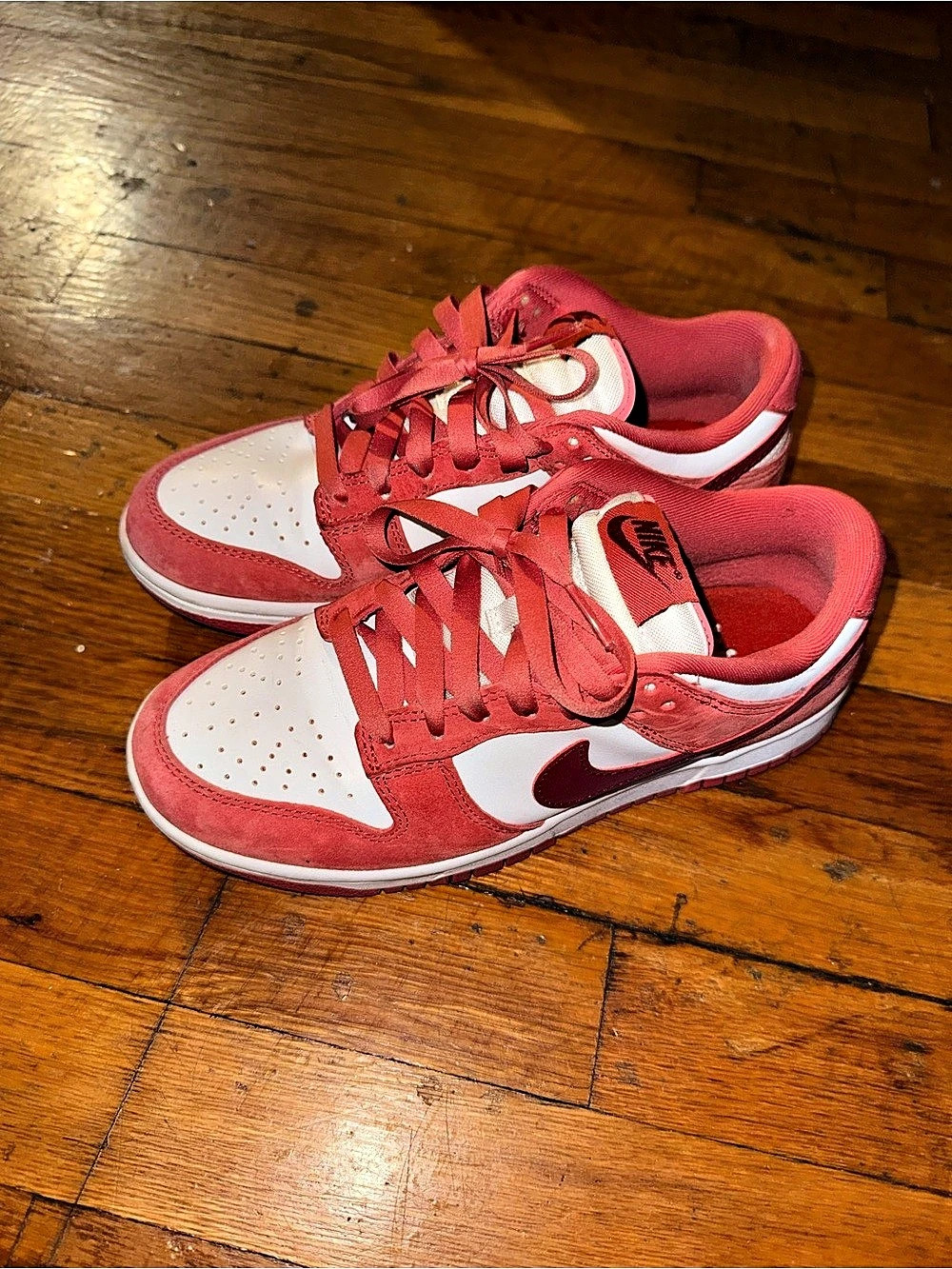Nike Dunk Low (Women's) Sneakers Red & White US 7